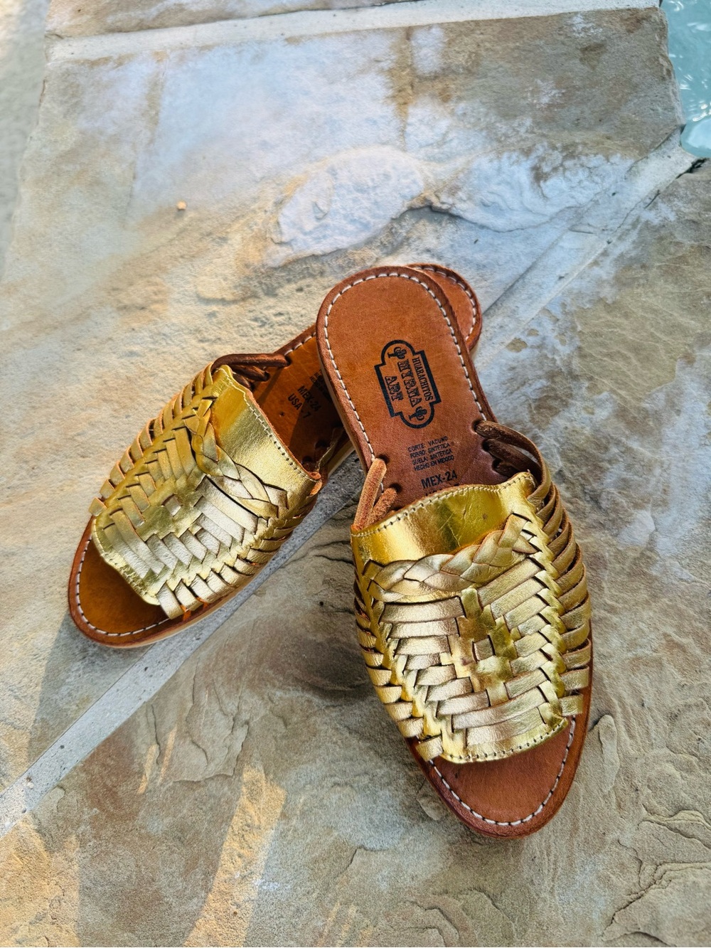 NEW Myrna Art Gold Leather Huarache Sandals Women’s Size 7 Handmade - Picture 7 of 17